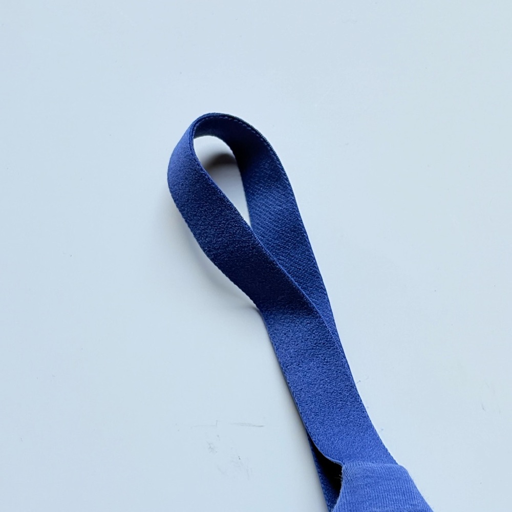 Hanes Blue Adjustable Strap Bra with Striped Band - Picture 6 of 8